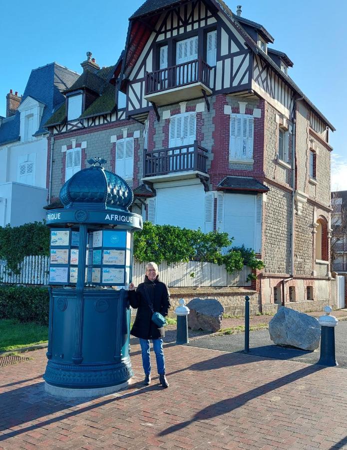 Appartement Les 3 Mouettes A Cabourg - Cote Normande Extérieur photo